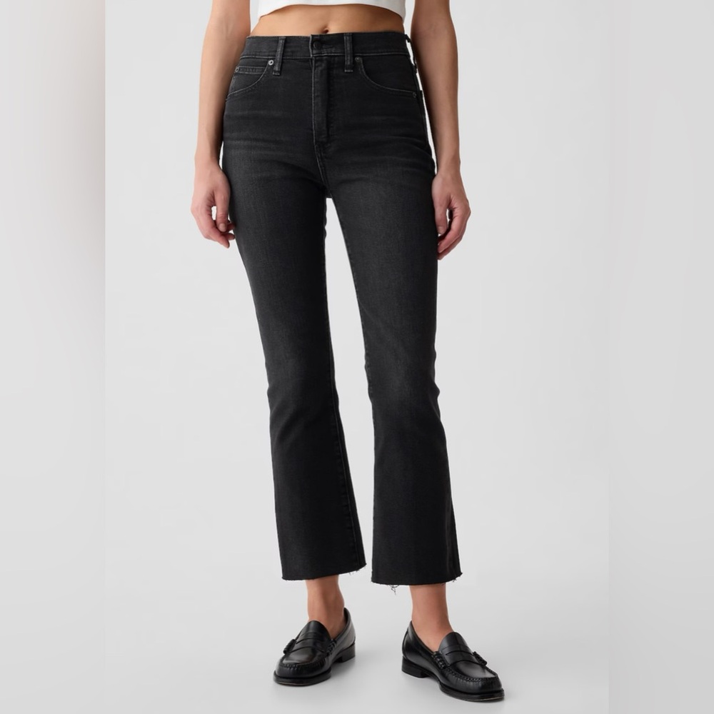 GAP Kick Fit High Rise cropped jeans, sz 8/29, PETITE, washed black
